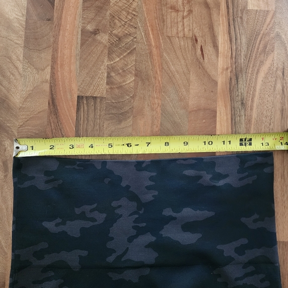 SPANX Look at Me Now High Waist Black‎ Camo Leggings Size Large - Picture 7 of 10